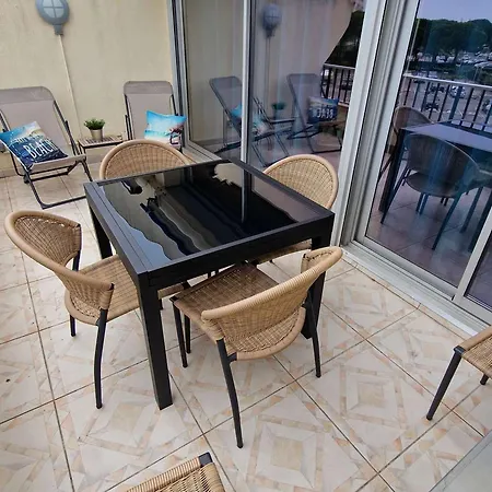 Bel Climatisé 2 Pièces+cabine Avec Terrasse Et Piscine Privée à Port Camargue - Fr-1-731-4 Appartamento *